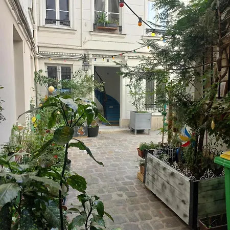 Center In